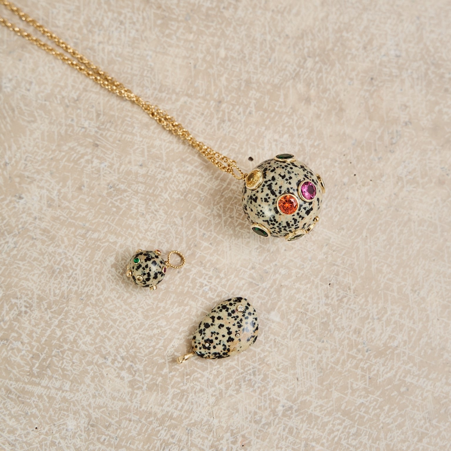 COLGANTE OVAL BLANCO 20MM