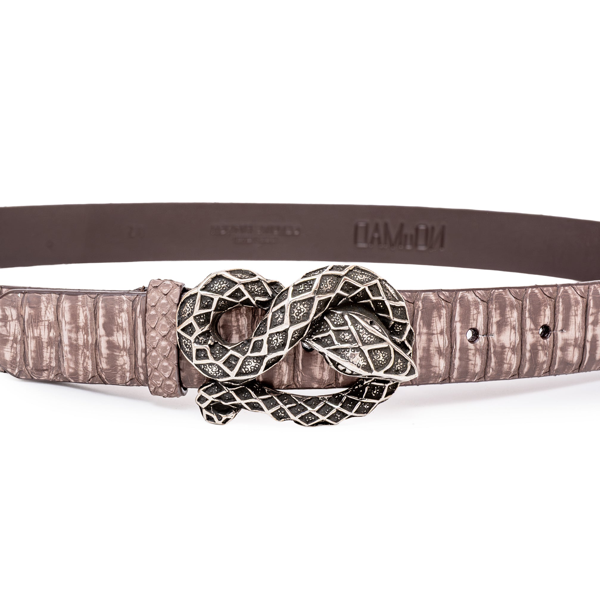 CINTURÓN MARRÓN STONE ESCAMA CENTRAL SERPIENTE PLATA 3CM