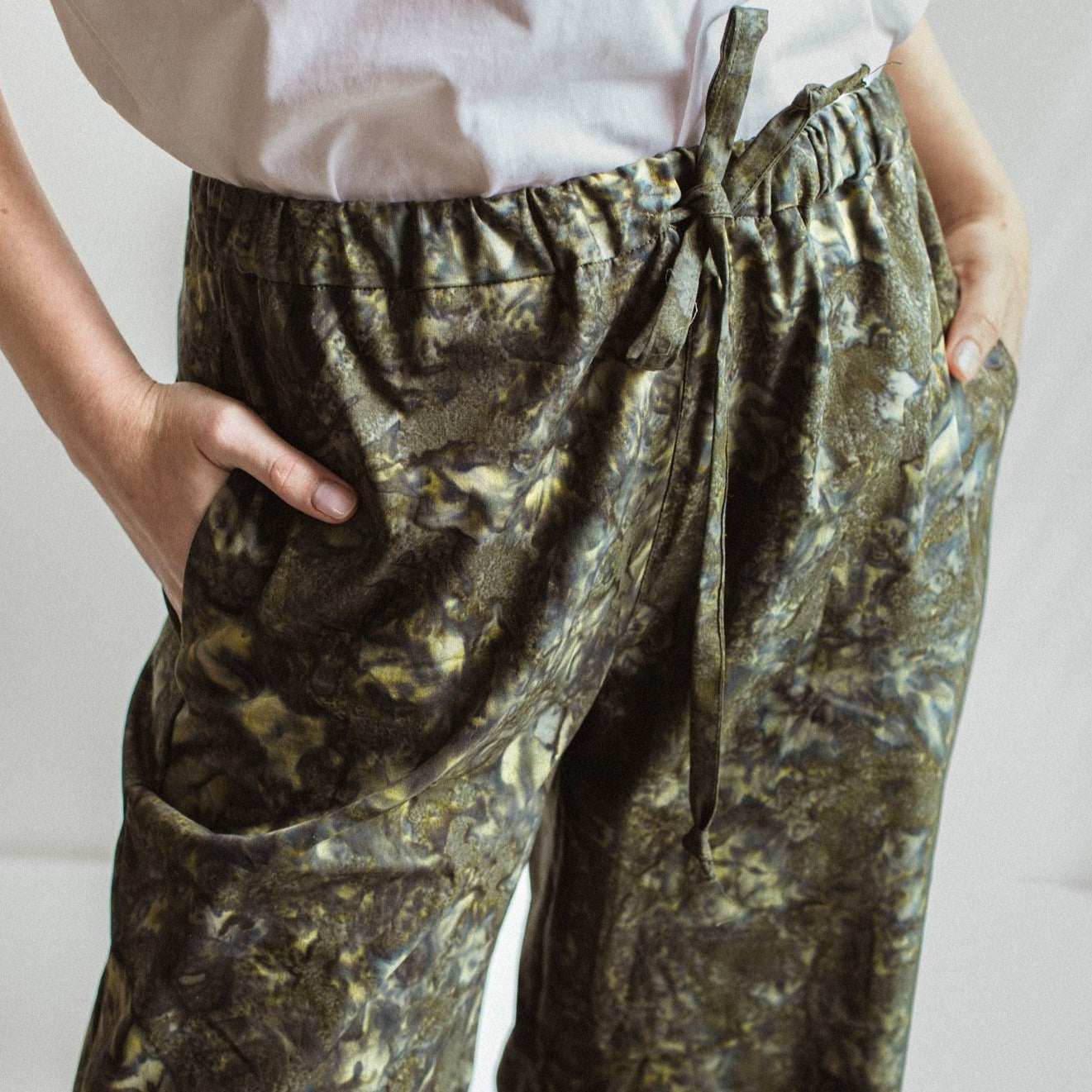GREEN PANTS