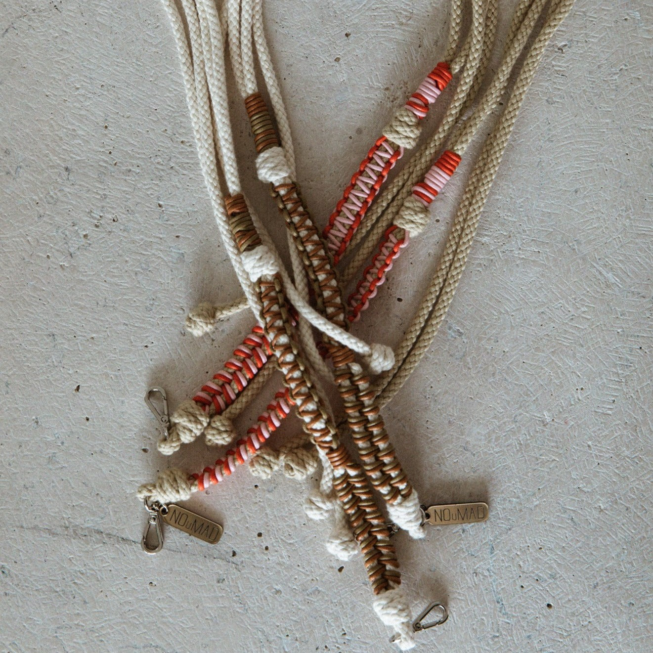 COLGANTE PARA EL MÓVIL