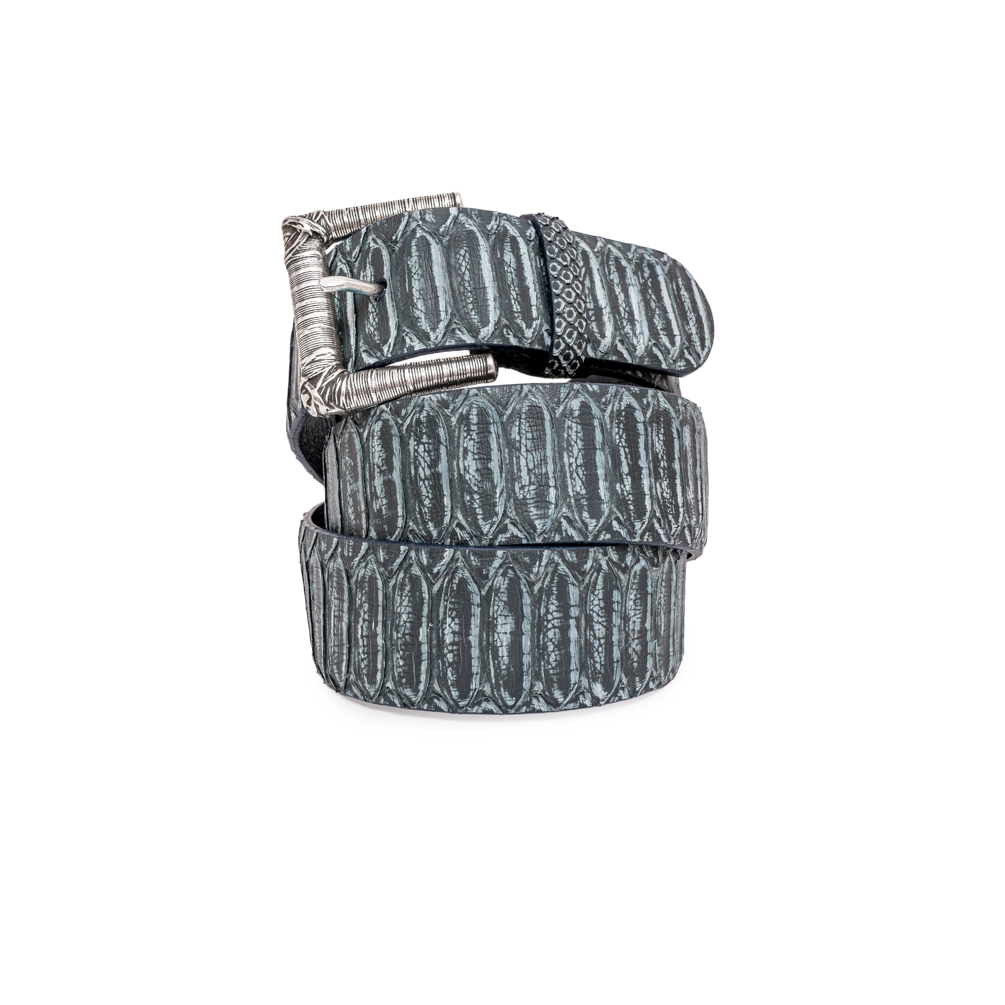 CINTURÓN GRIS STONE ESCAMA CENTRAL HILOS PLATA 4CM