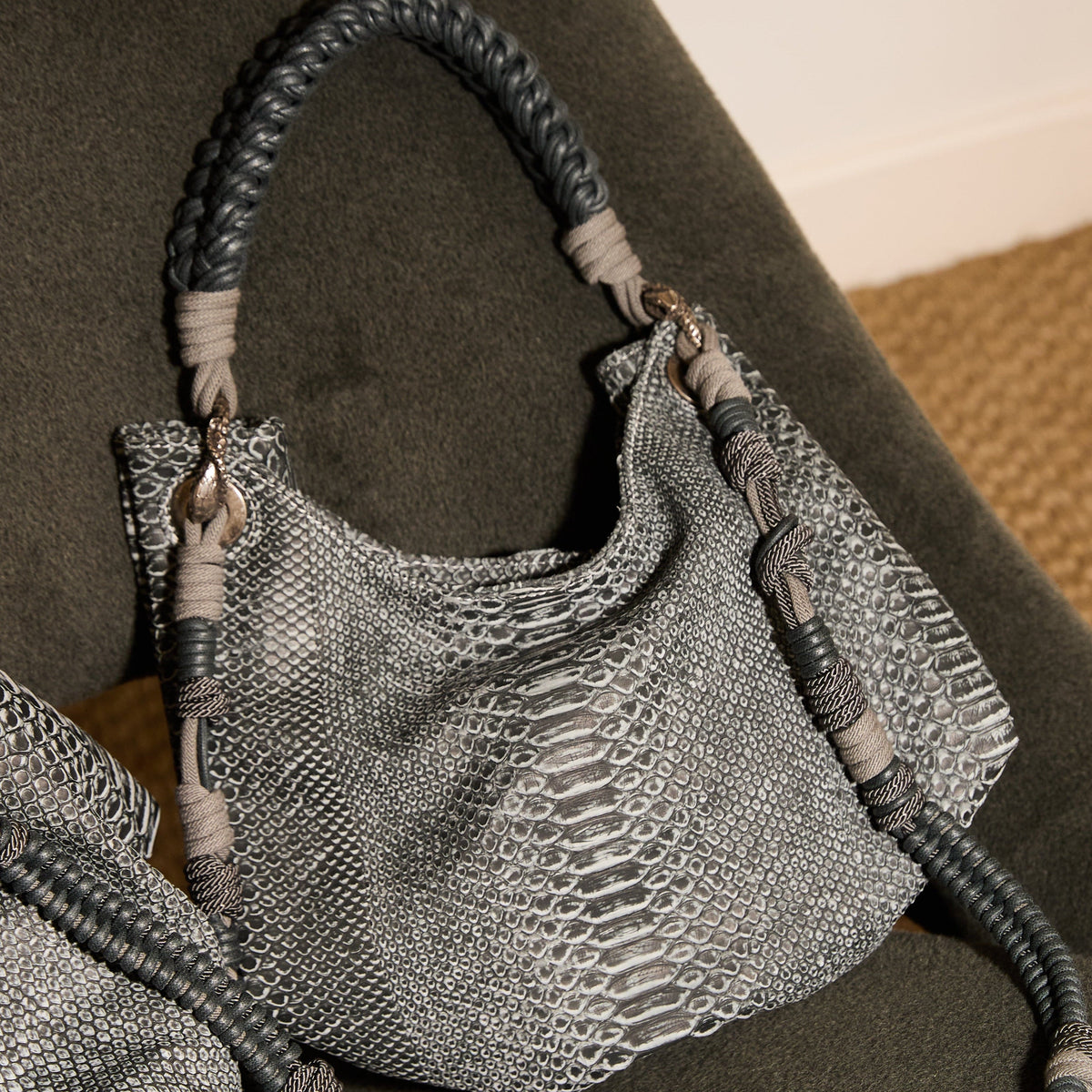REDANG S GRIS OSCURO STONE