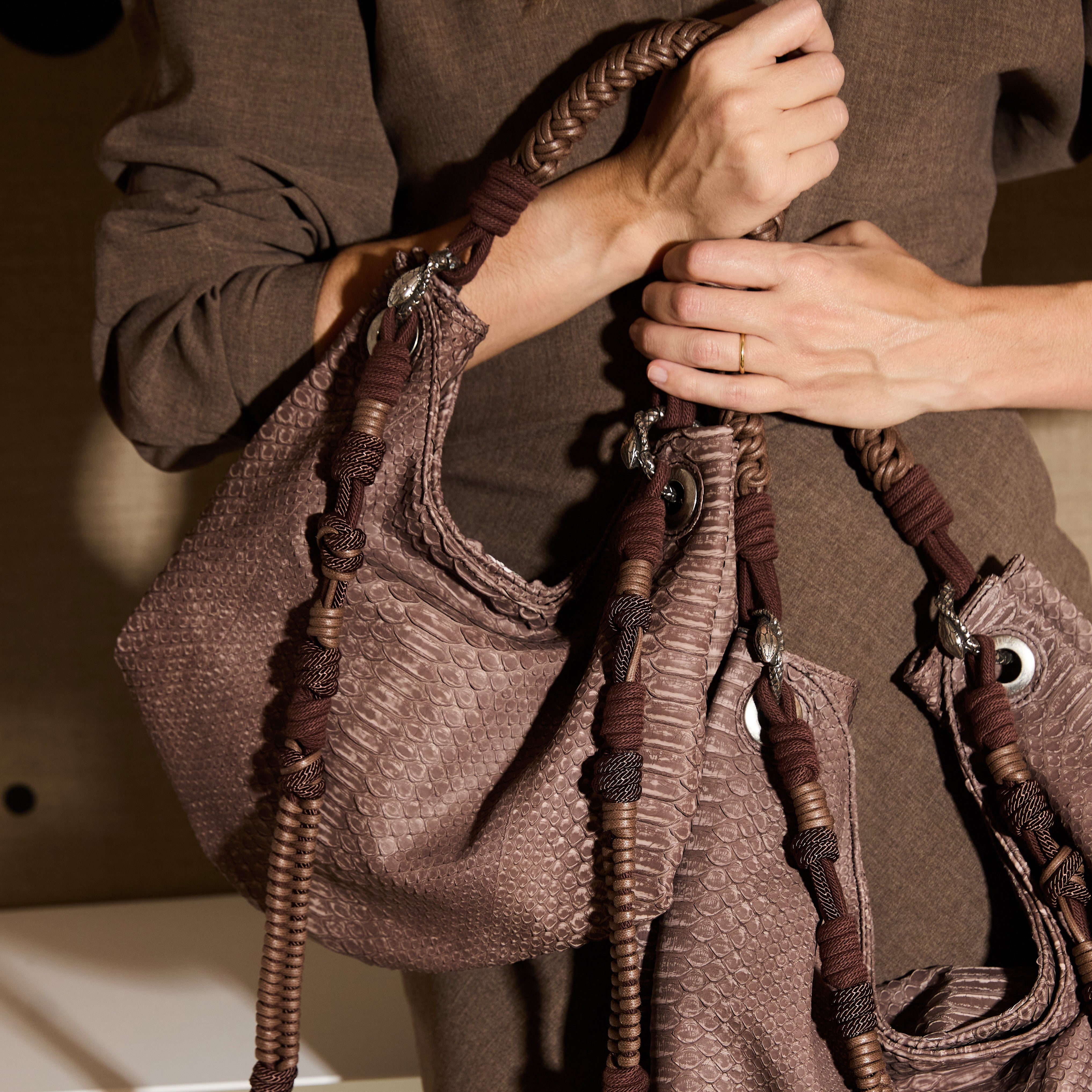 REDANG S MARRÓN ROSADO STONE